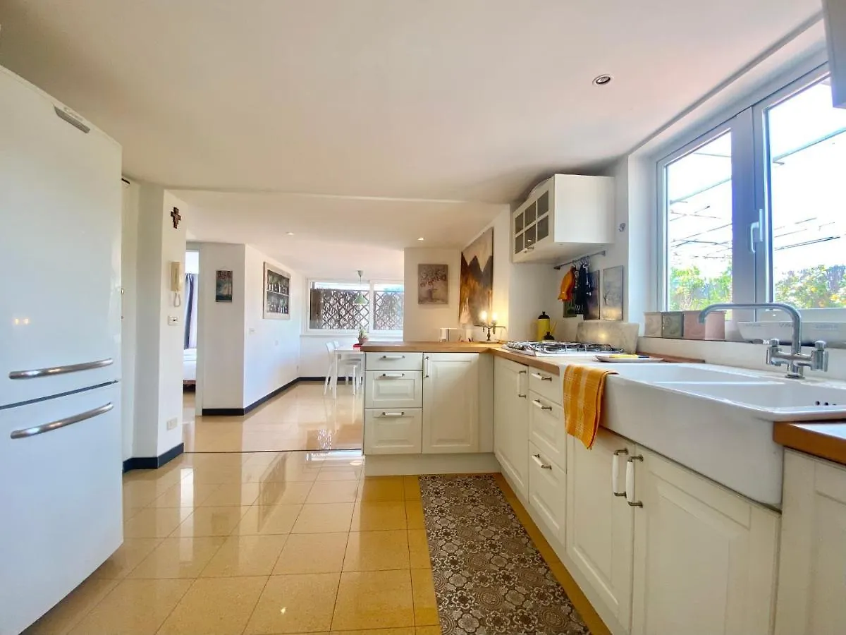Casaviva - Apt With Terrace And Parking In Rapallo Apartment