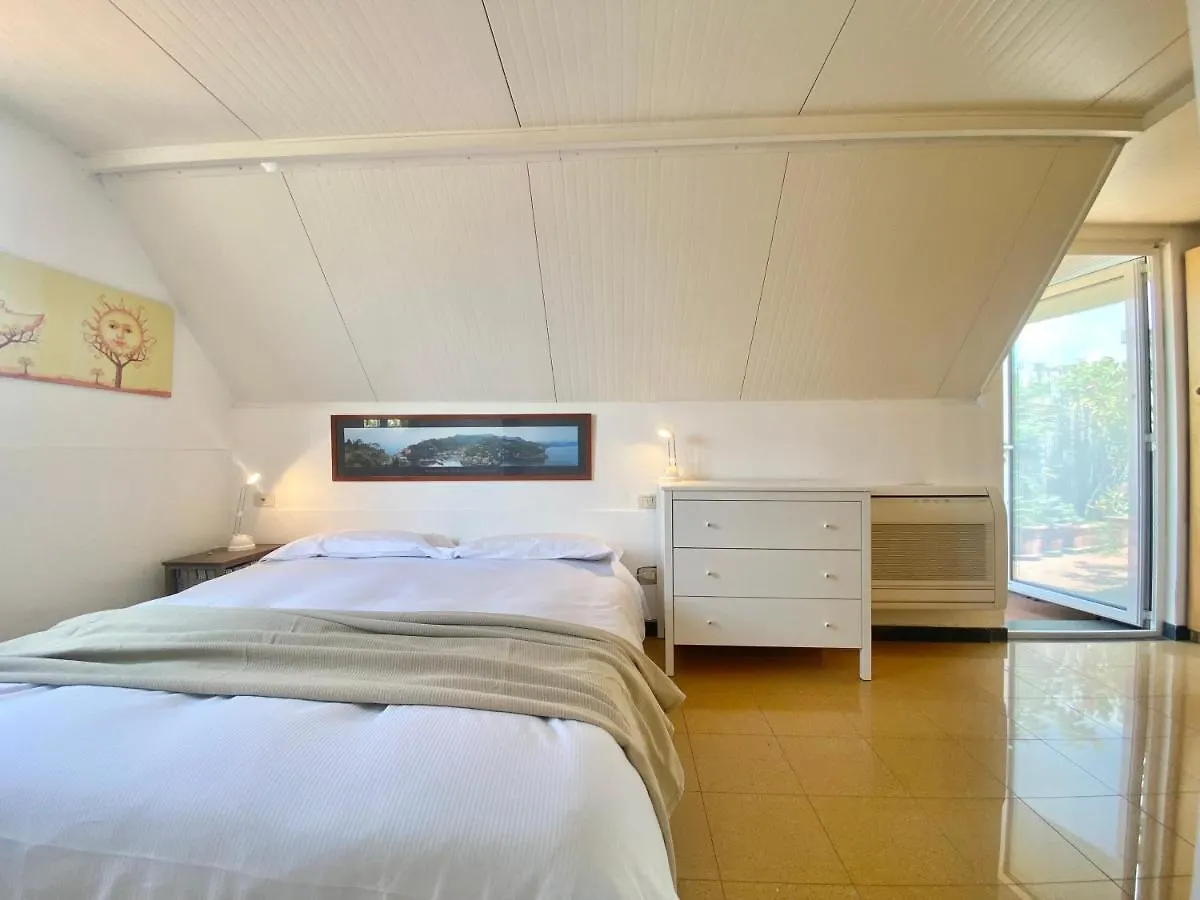 Casaviva - Apt With Terrace And Parking In Rapallo 0*,